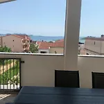 Apartman Arijana S Pogledom Na More Za 6 Osoba
