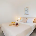 New!!! Luminose Beach House