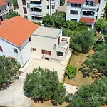 Apartment Ana