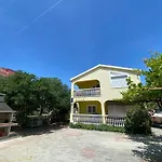 Simic Apartmani
