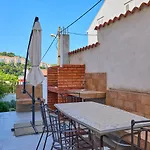 Apartment Laurus