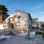 Boathouse Orebic