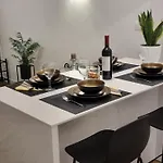 Beautiful Apartment,Amazing View,Parking!
