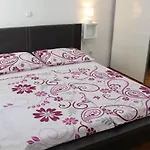 Cozy Apartment Di