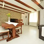 Lorena Apartment