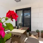 Tea Luxury Apartment