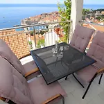 Exclusive Old Town And Sea View Apartments