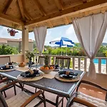 Cozy Vila Summer-Perfect Location