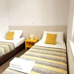 Apartman Infinity, Free Parking
