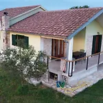 Kuca Za Odmor Neli