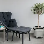 Time Off Apartment
