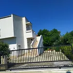 Dadic Apartments