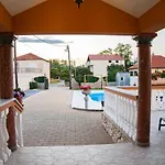Booking Zaton Villa Martinova Holiday House With Swimming Pool