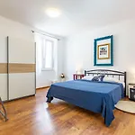Luce Mala One Bedroom Apartment