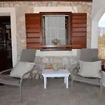 House Lekic