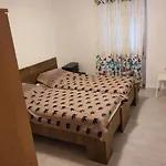 Varos Apartment And Separate Room