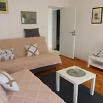 Apartment Lucia - Zad116 By Interhome