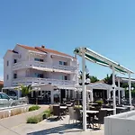 Paradiso, No 1