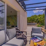 Luxury Nest Maretta & Oliva
