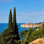 Studio Apartman Ana