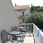 Apartment Paradiso