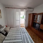 Two Bedroom Apartment Alma