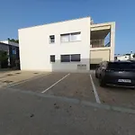 Apartmann