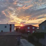 Sunset View At The Sandy Beach - Nin Luxury Apartment