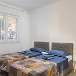 Apartment Why Not