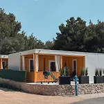 Our Beach Villa - Drage