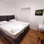 Apartment Mama H
