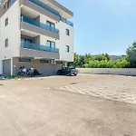 Villa 64 Apartment #2