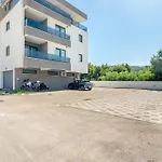Villa 64 Apartment #3