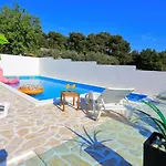 Modern Apartment In Bibinje With Pool