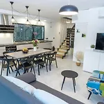 Luxury Villa With Private Heated Pool