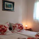 Relax At 2Br Oasis In Zadar