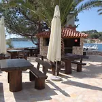 Cheerful Apartment In Veli Rat With Roof Terrace