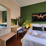 Bobo 2 One Bedroom Apartment