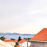 Apartment Nil 1S Near The Beach