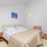 Apartment In Port With Sea View