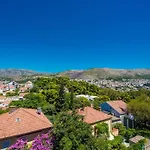 Angela Apartment With A Beautiful View