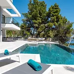 Villa Sansarea