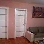 Nico Apartman