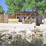 First Row To The Sea Mobilehome