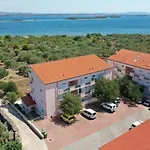 Apartments With A Parking Space Kraj, Pasman - 22000
