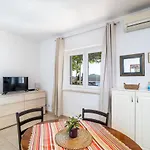 Apartment Rose 1