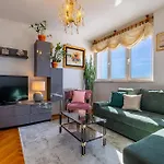 Great View Apartment