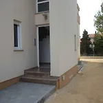 Studio In Starigrad-Paklenica 34800
