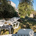 Beachfront Apartment Lostura