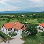 Villa Ena With Pool & Jacuzzi